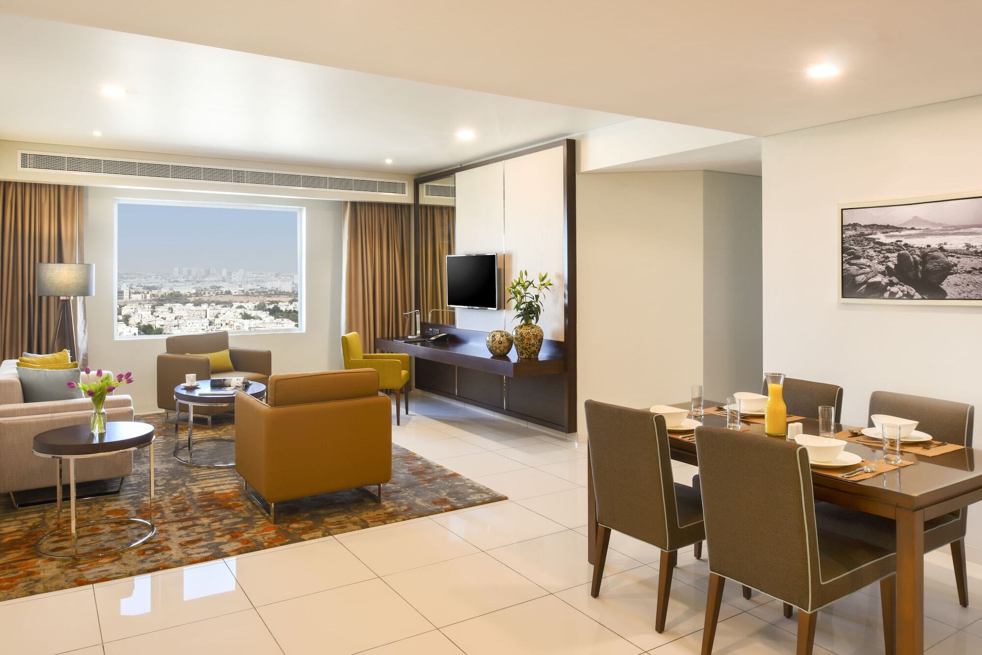 Fraser Suites Maszkat Kültér fotó Suite